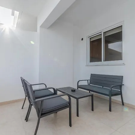 Apartment Sealove Pool