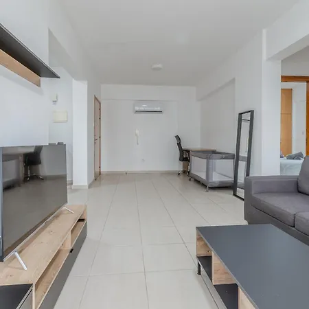 Sealove Pool Apartment *