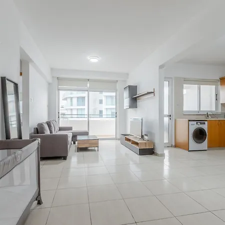Apartment Sealove Pool